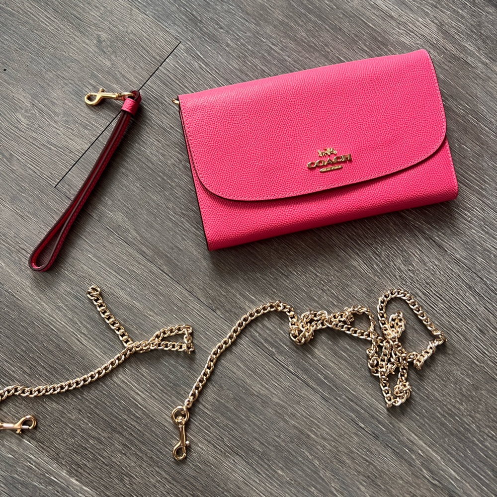 Coach- Pink Clutch Crossbody